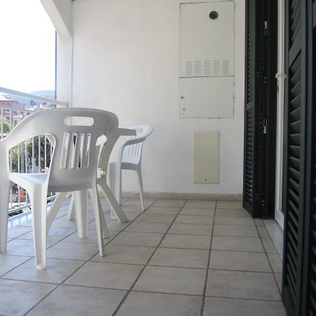 Gli Archi Nel Golfo Apartment San Terenzo Bagian luar foto