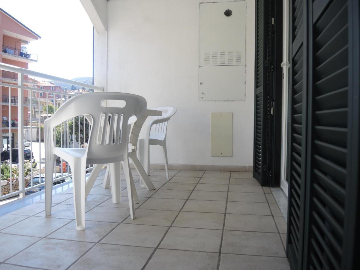 Gli Archi Nel Golfo Apartment San Terenzo Bagian luar foto